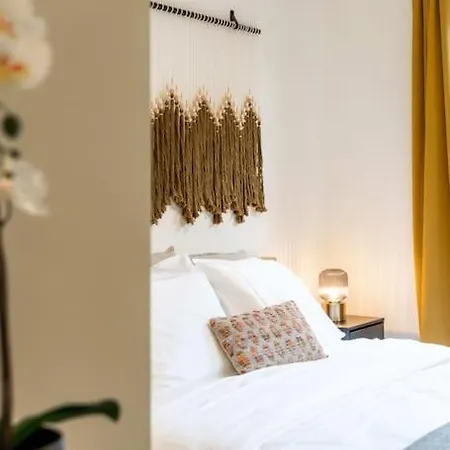 Chic 2-bedroom Haven In Apartamento